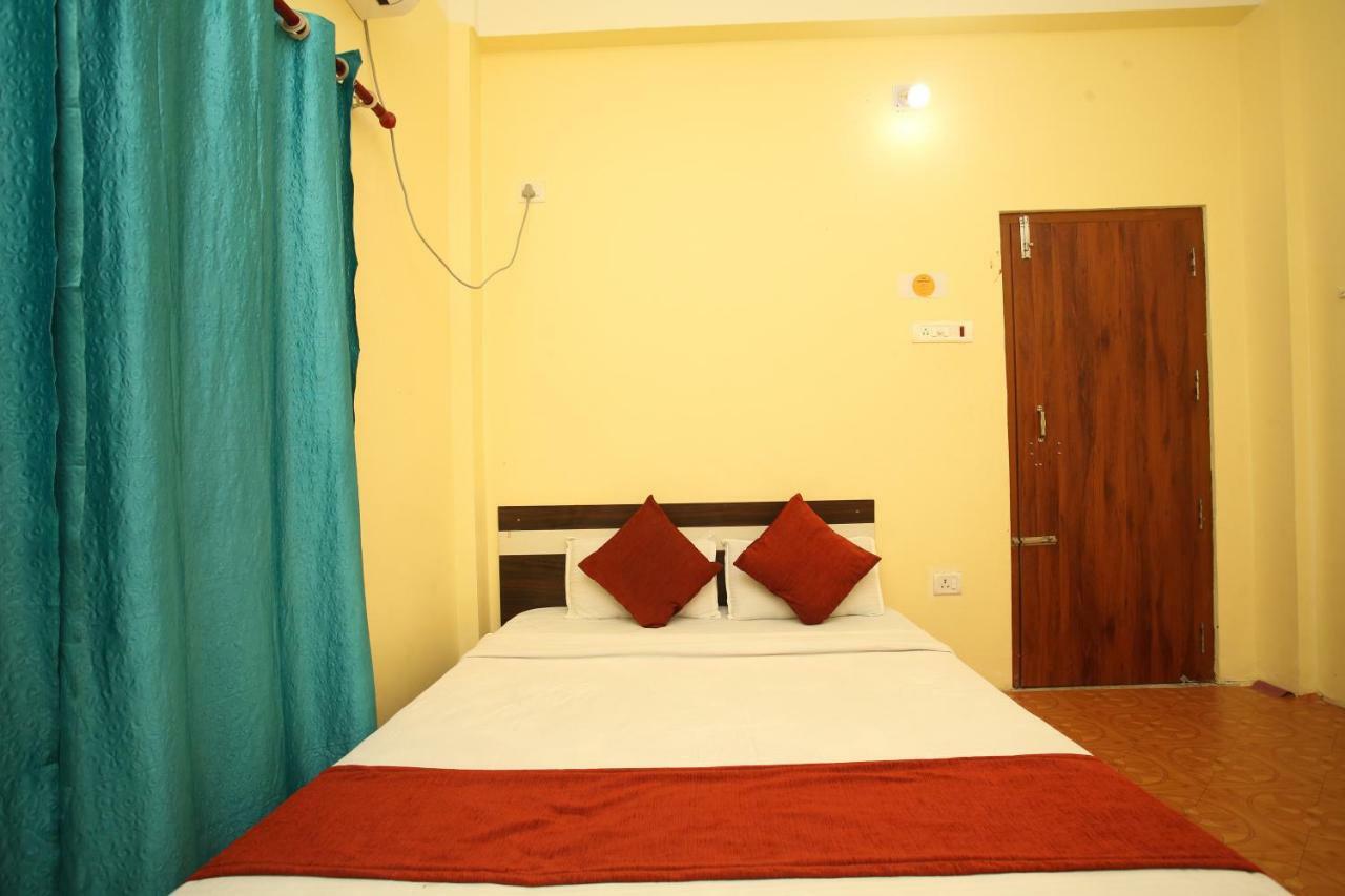 Spot On 503 Lisno Restaurant And Lodge Lumbini Экстерьер фото
