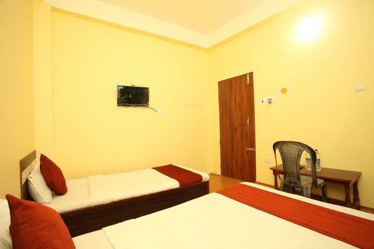 Spot On 503 Lisno Restaurant And Lodge Lumbini Экстерьер фото